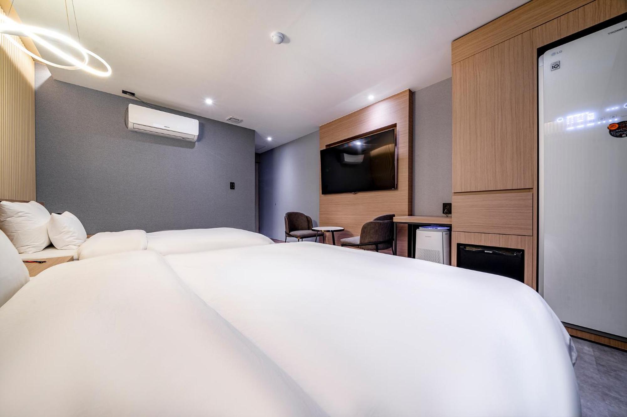 Urban Brown Hotel Chungju City Hall エクステリア 写真