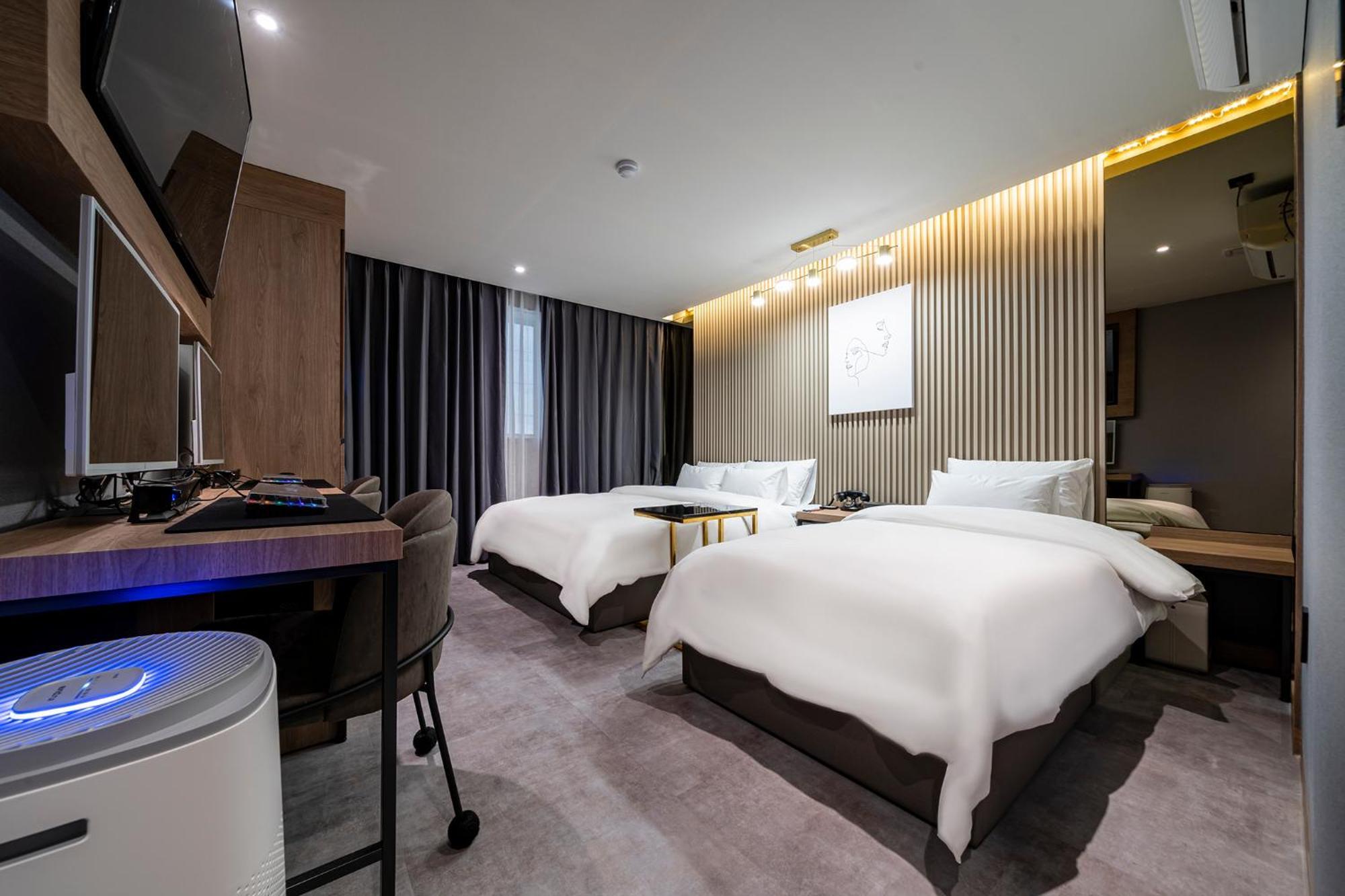 Urban Brown Hotel Chungju City Hall エクステリア 写真