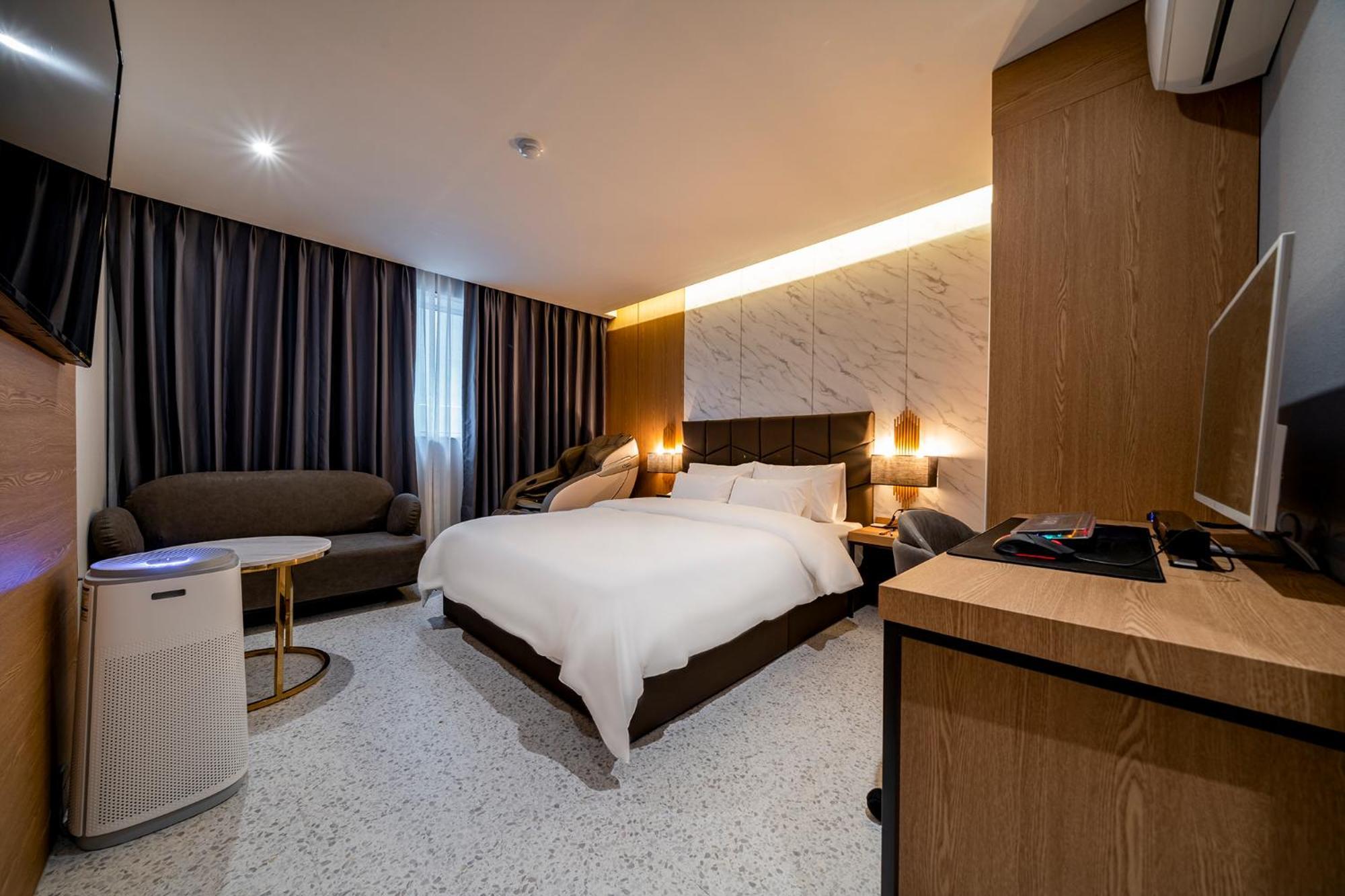 Urban Brown Hotel Chungju City Hall エクステリア 写真