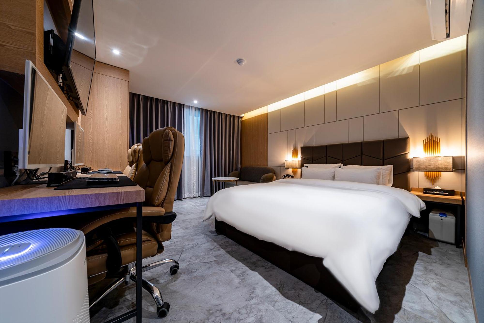 Urban Brown Hotel Chungju City Hall エクステリア 写真