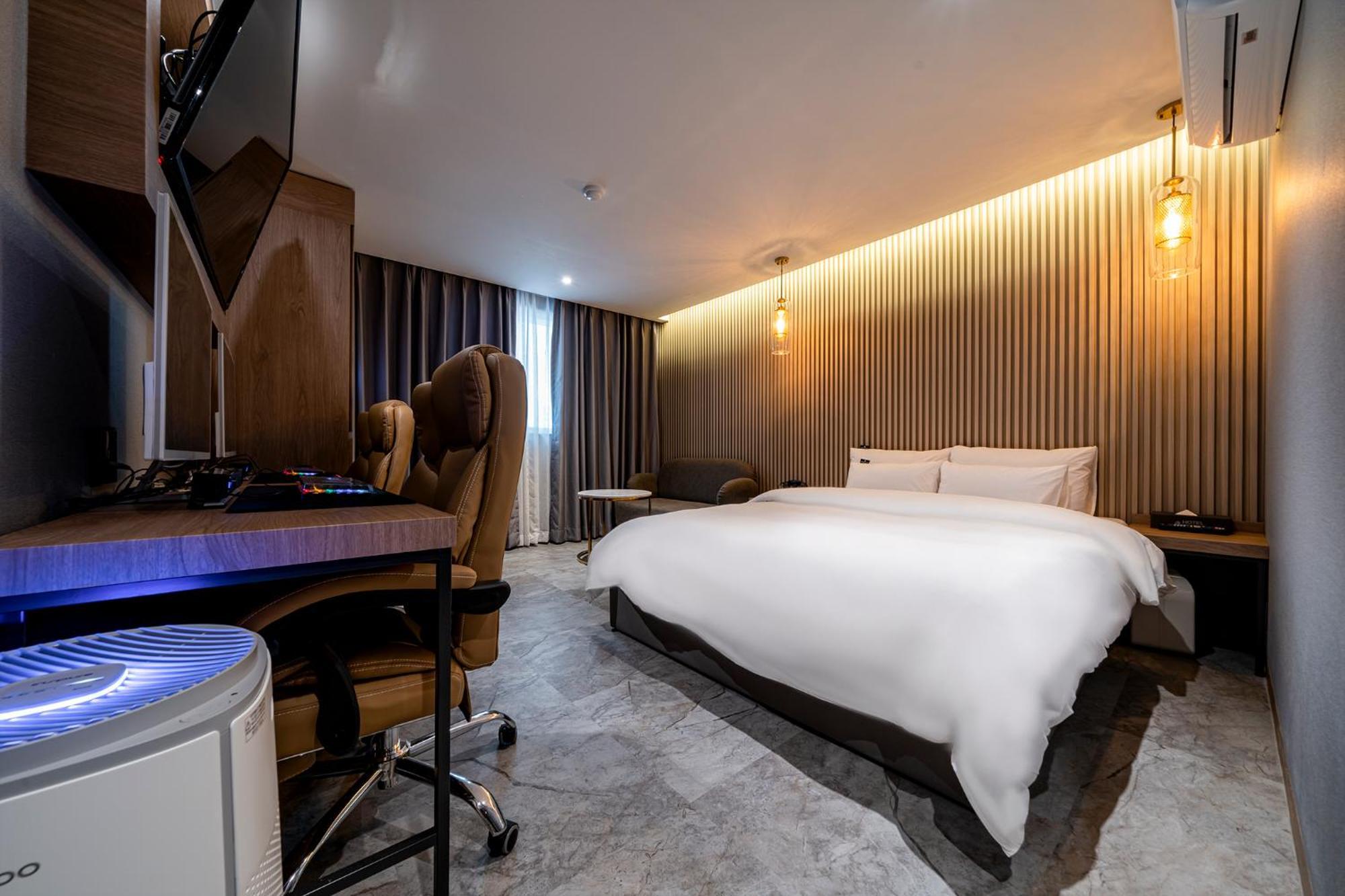 Urban Brown Hotel Chungju City Hall エクステリア 写真