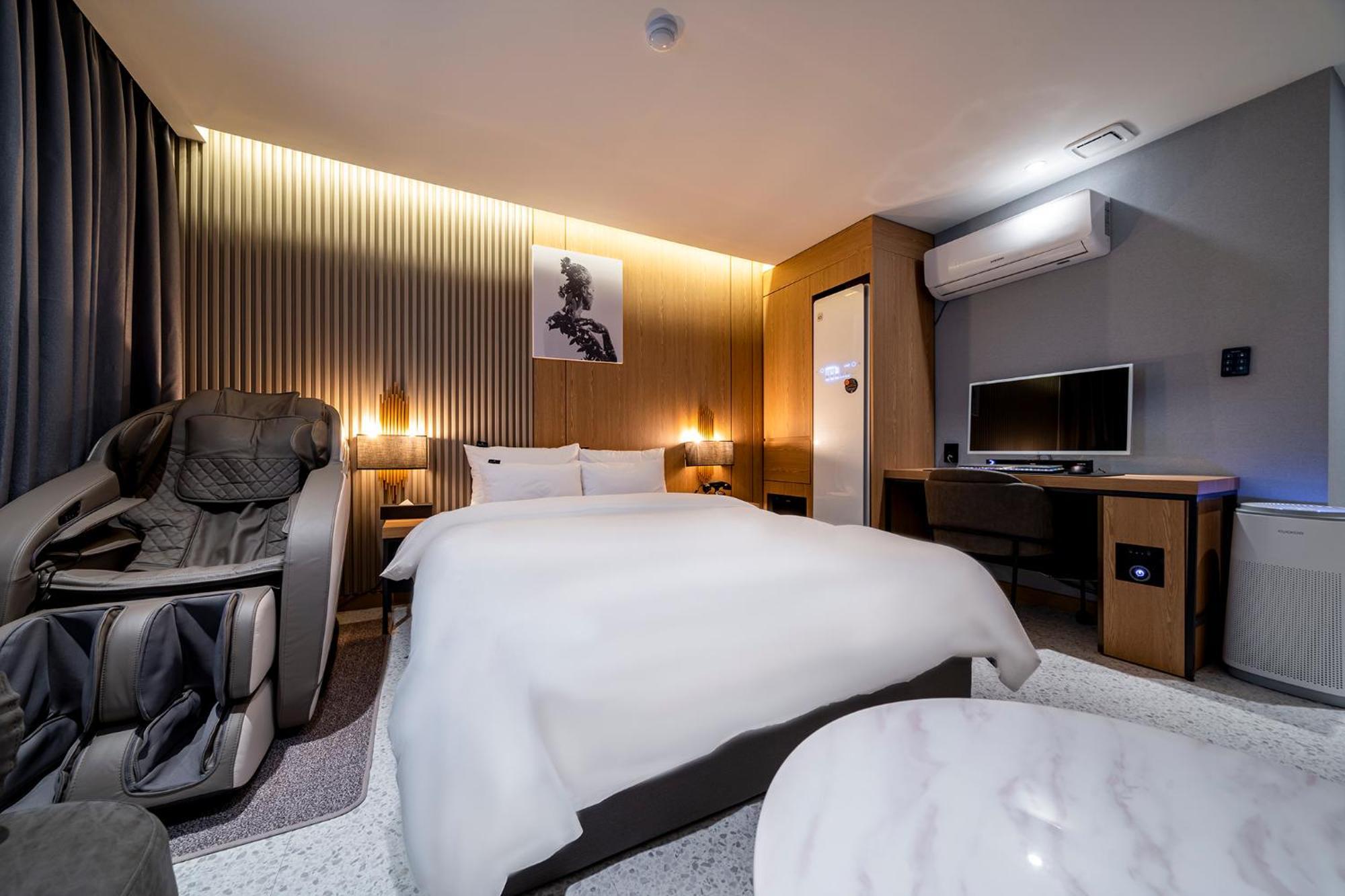 Urban Brown Hotel Chungju City Hall エクステリア 写真