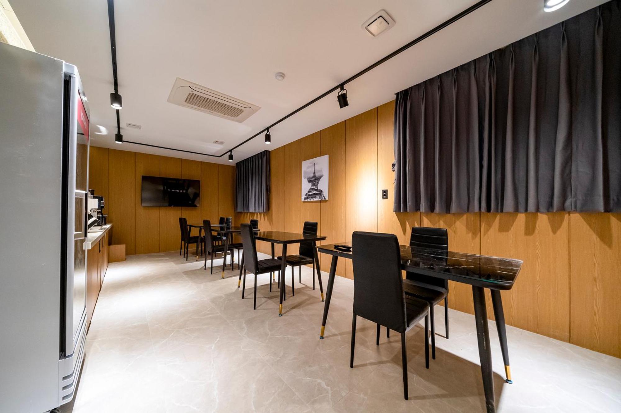 Urban Brown Hotel Chungju City Hall エクステリア 写真